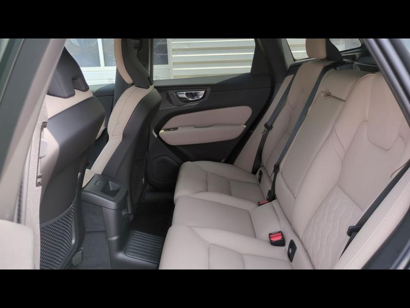 VOLVO XC60 d’occasion à vendre à FRÉJUS chez CÔTE D’AZUR (Photo 6)
