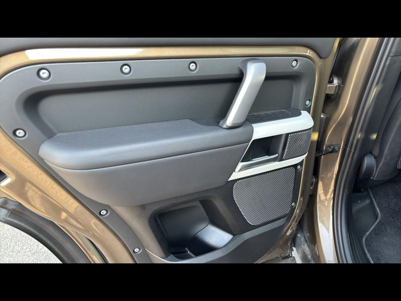 LAND-ROVER Defender d’occasion à vendre à FRÉJUS chez CÔTE D’AZUR (Photo 19)