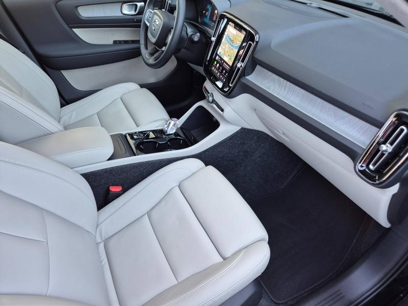 VOLVO XC40 d’occasion à vendre à FRÉJUS chez CÔTE D’AZUR (Photo 5)