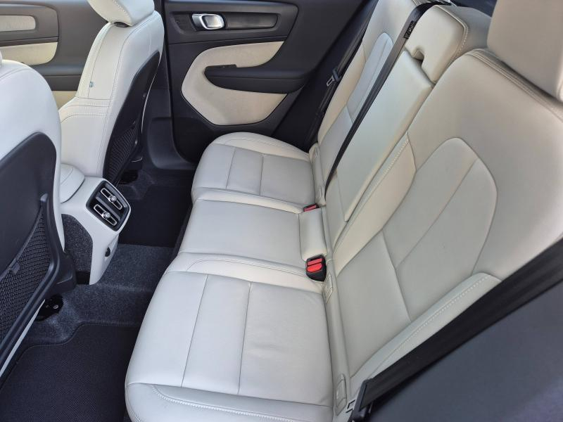 VOLVO XC40 d’occasion à vendre à FRÉJUS chez CÔTE D’AZUR (Photo 6)